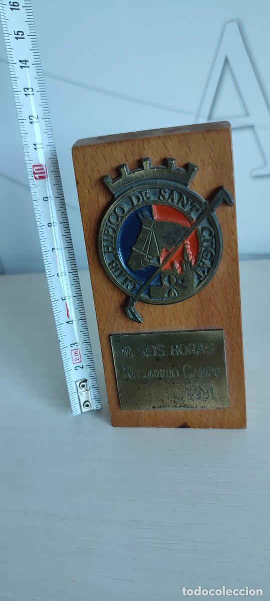 Military Antiques: Antiguo trofeo caballos hipica