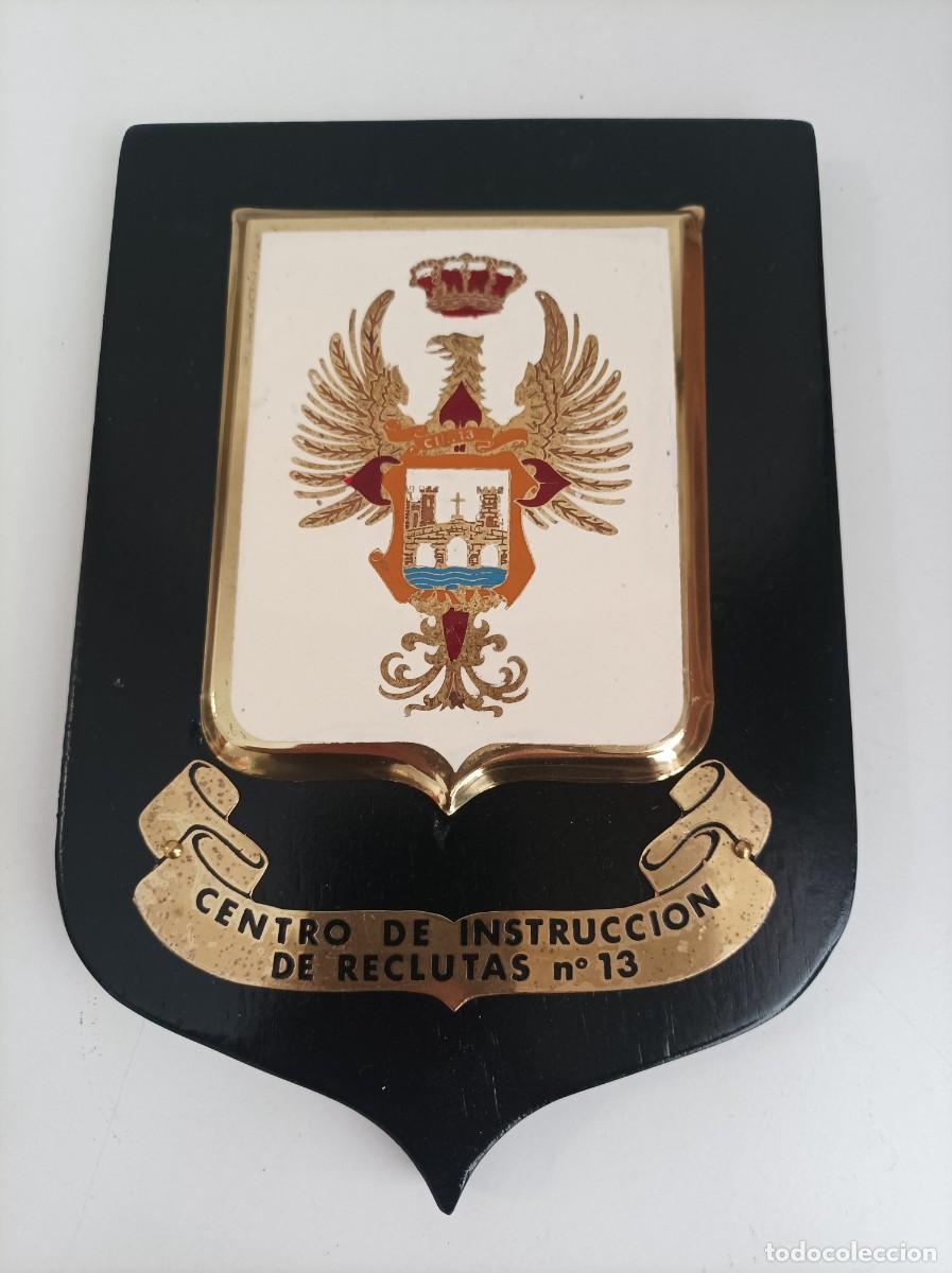 Military Antiques: Metopa militar. CENTRO DE INSTRUCCION DE RECLUTAS N&ordm; 13. Figueirido (Pontevedra).