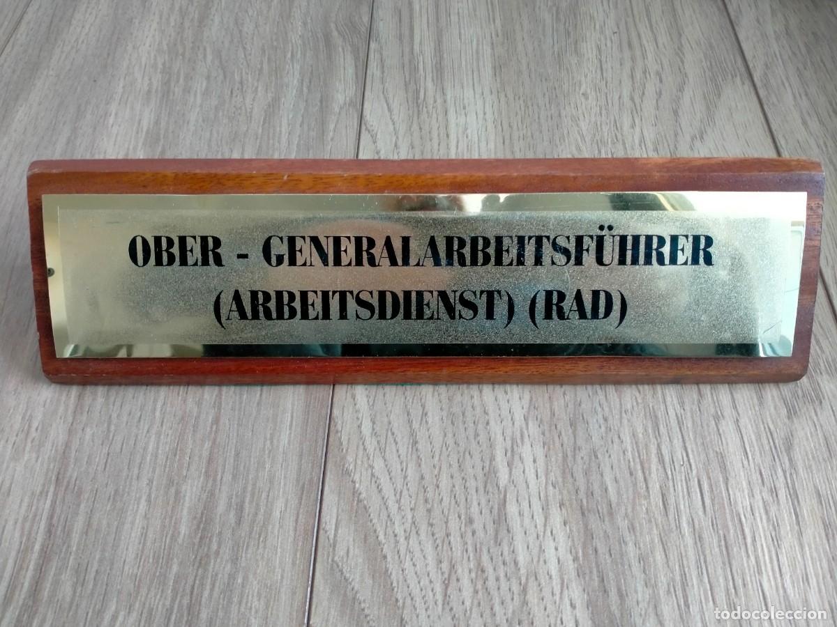 Militaria: PLACA GENERAL-PISAPAPELES