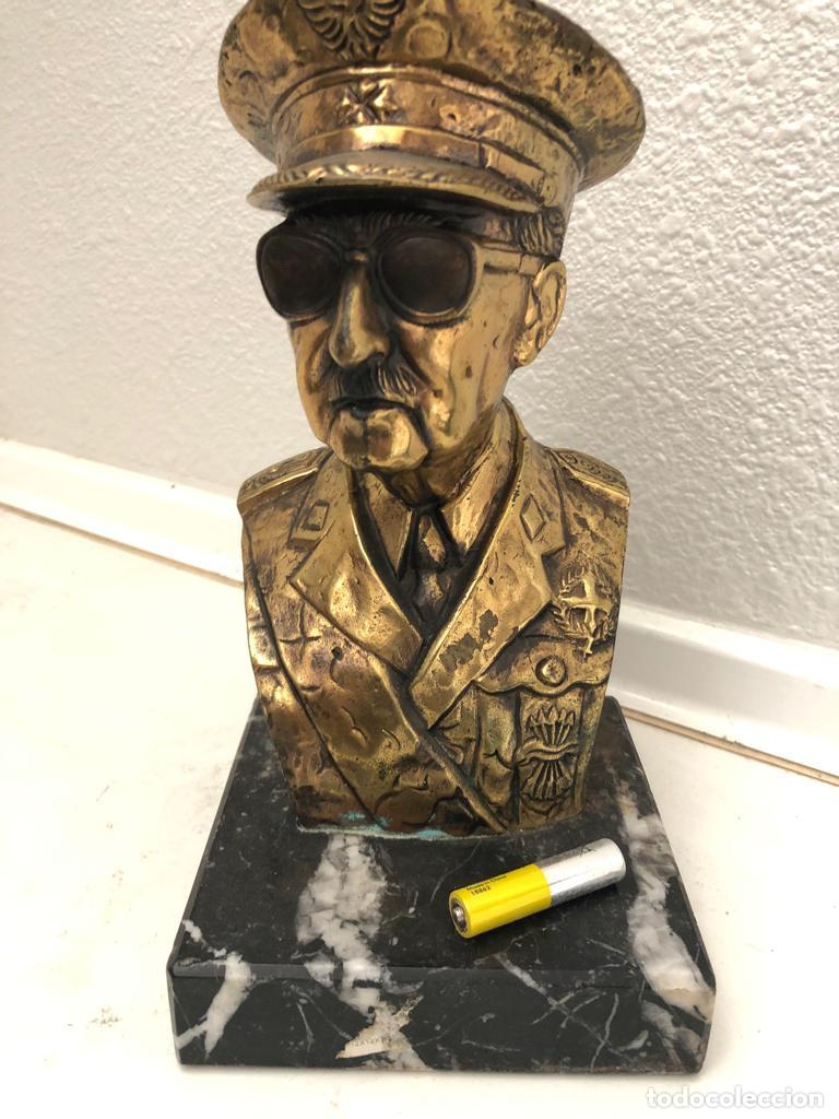 Militaria: Busto Franco