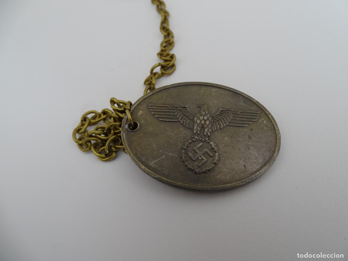 Militaria: CURIOSA PLACA DE IDENTIFICACI&Oacute;N POLICIA ALEMANA GESTAPO CON CADENA ALEMANIA SEGUNDA GUERRA MUNDIAL