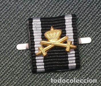 Militaria: PASADOR ORDEN DE LA CASA PRUSIANA DE HOHENZOLLERN CON ESPADAS Y CORONA DE ORO