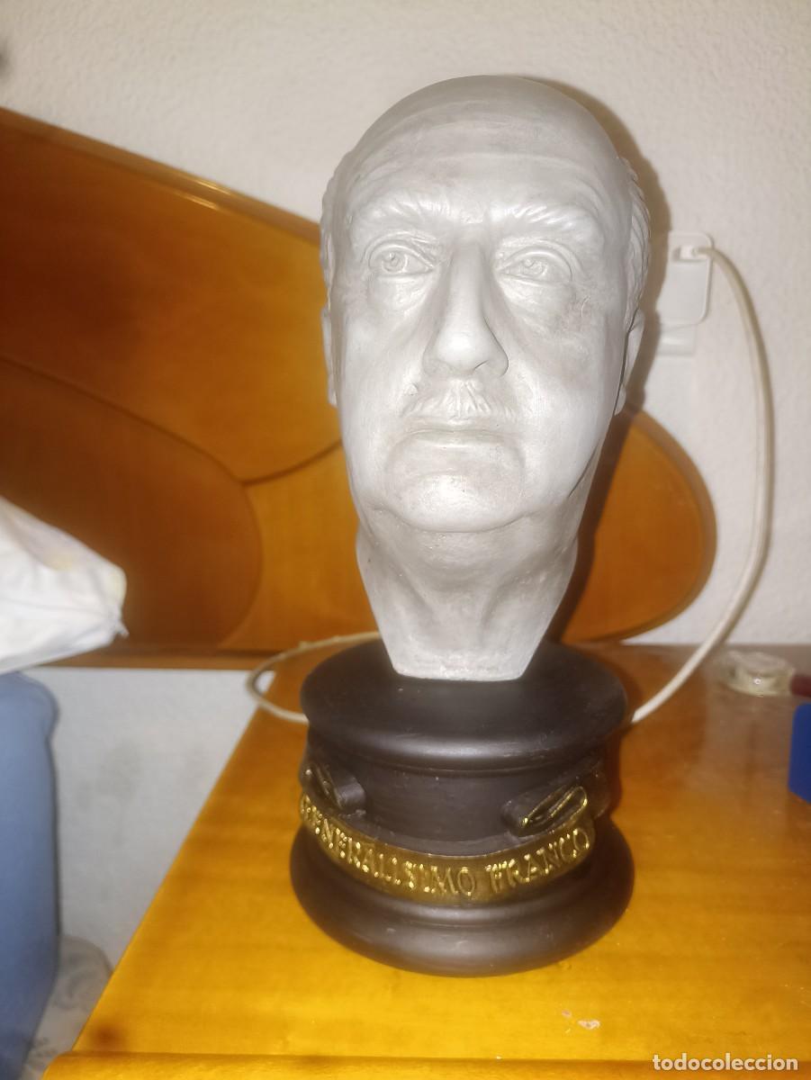 Militaria: Busto de Franco