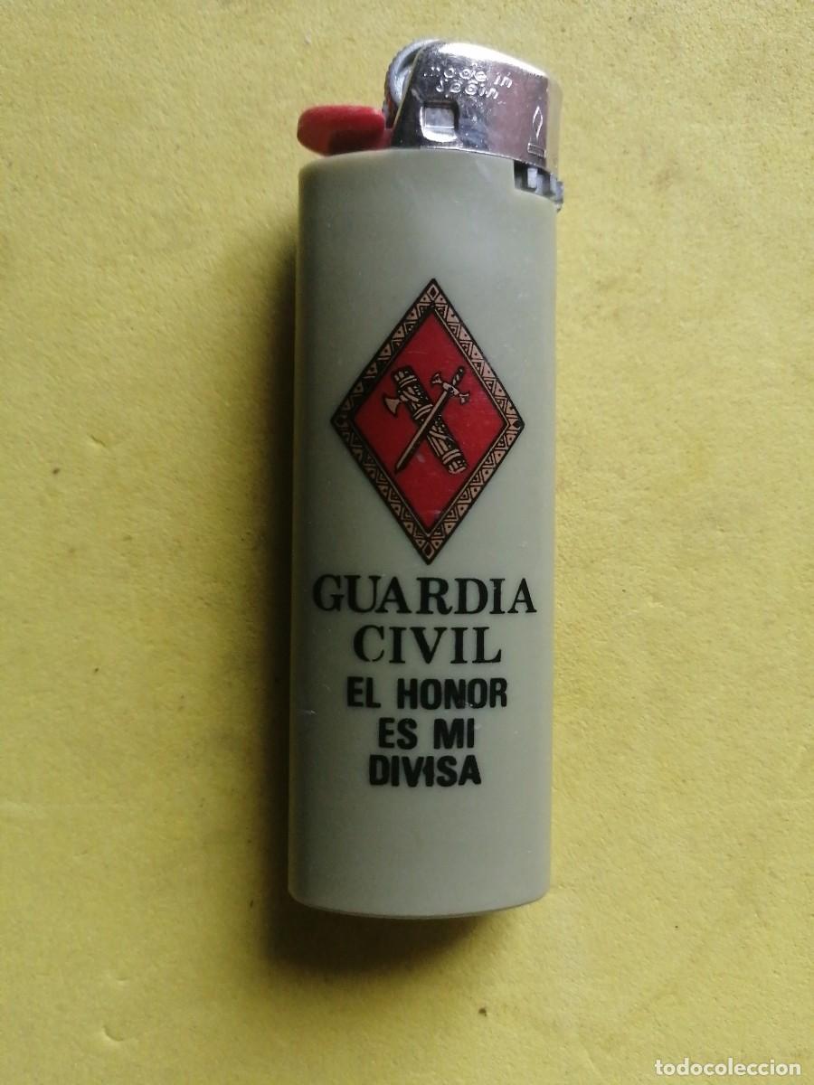 Militaria: Mechero Guardia Civil.