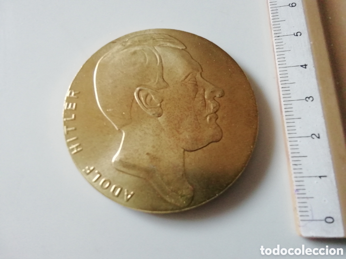 Militaria: MONEDA MEDALLA HITLER