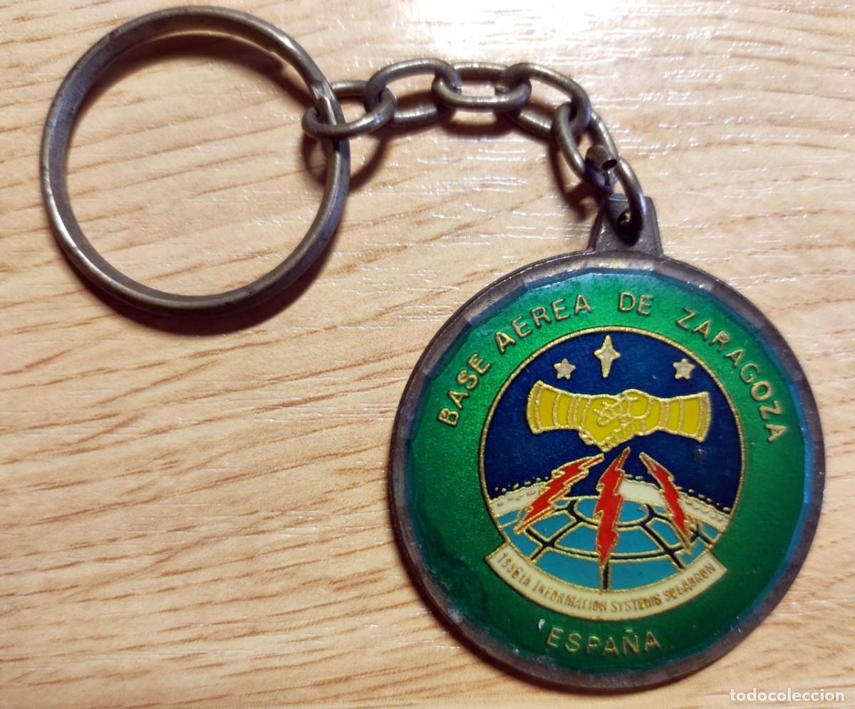 Militaria: LLAVERO ANTIGUO MILITAR BASE AEREA DE ZARAGOZA EJERCITO DEL AIRE