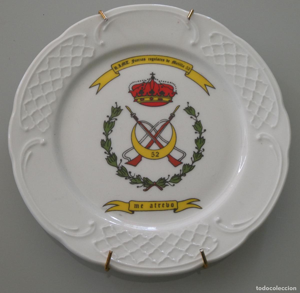 Militaria: PLATO CER&Aacute;MICA MILITAR. REGIMIENTO INFANTER&Iacute;A FUERZAS REGULARES MELILLA 52. BIDASOA 16CM, 140GR