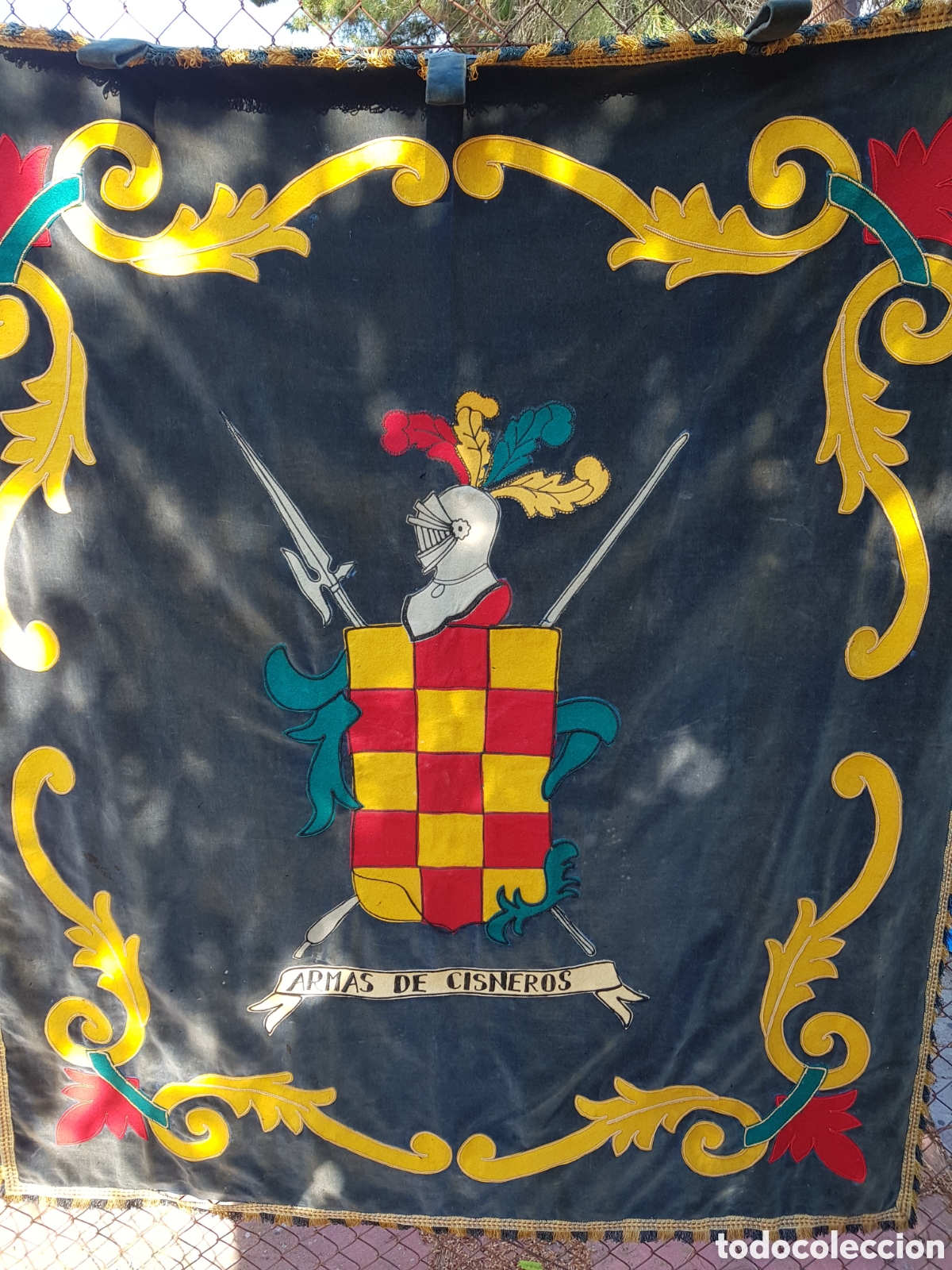 Militaria: ESPECTACULAR Y ANTIGUO REPOSTERO ESCUDO DE ARMAS DE CISNEROS