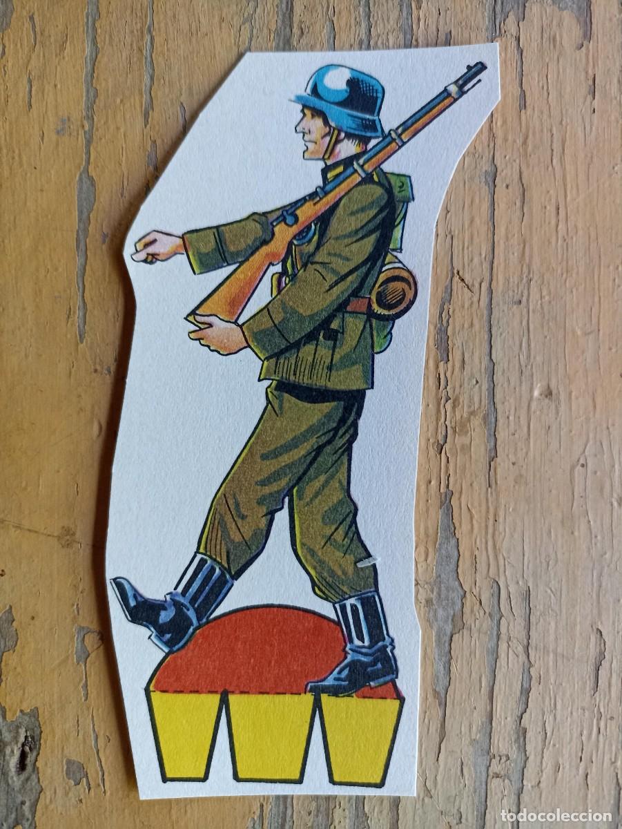 Militaria: Soldado alem&aacute;n recortable 1970 (G) (III Reich Hitler- Nazi- Alemania) WWII