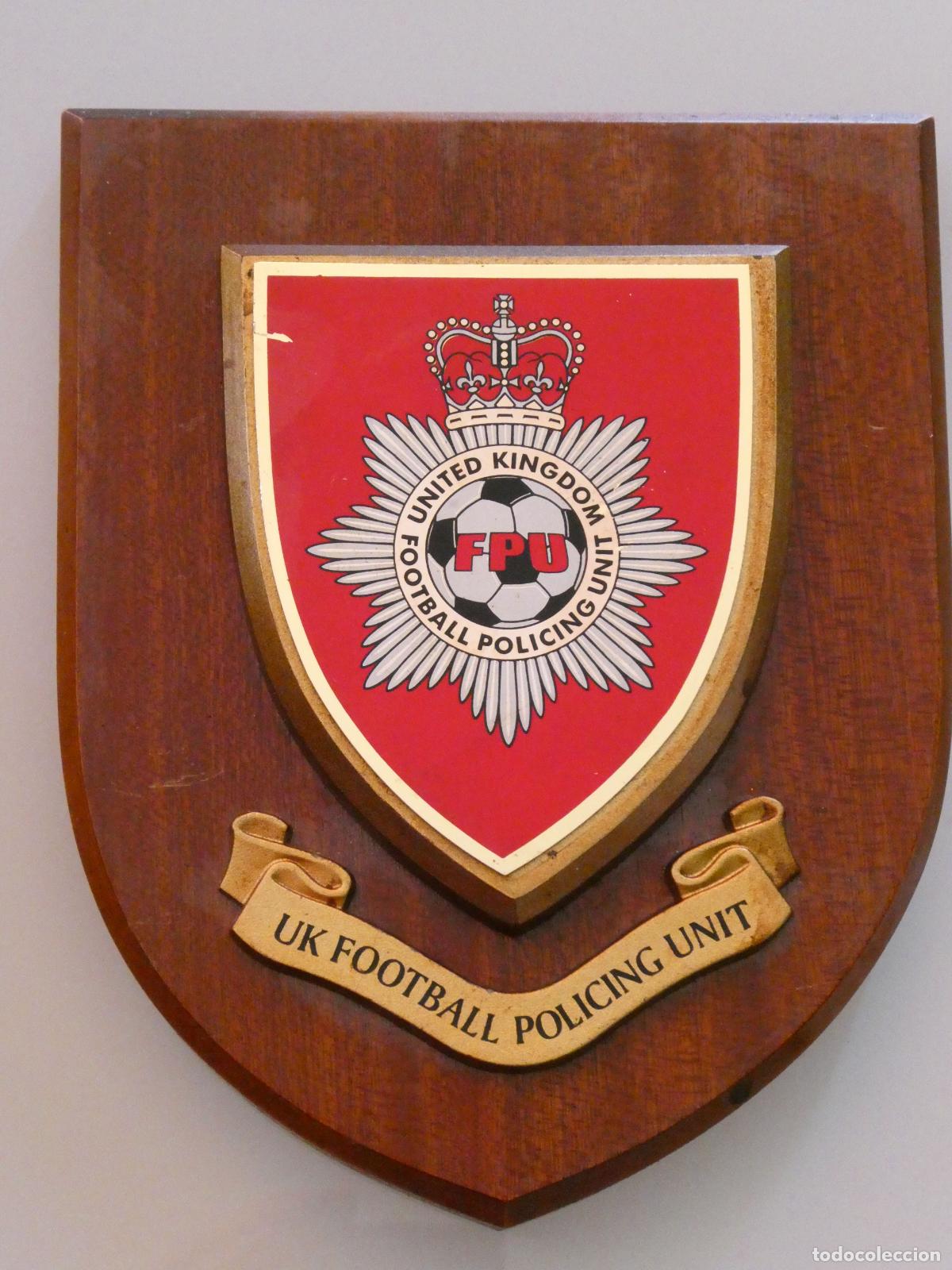 Militaria: METOPA MILITAR POLICIAL POLIC&Iacute;A F&Uacute;TBOL ANTIHOOLIGAN UK FOOTBALL POLICING UNIT REINO UNIDO 18CM 250GR
