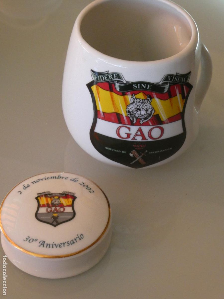 Militaria: JARRA Y JOYERO DE LA GUARDIA CIVIL. GAO GRUPO APOYO OPERATIVO SERVICIO DE INFORMACI&Oacute;N. 10CM. 410GR