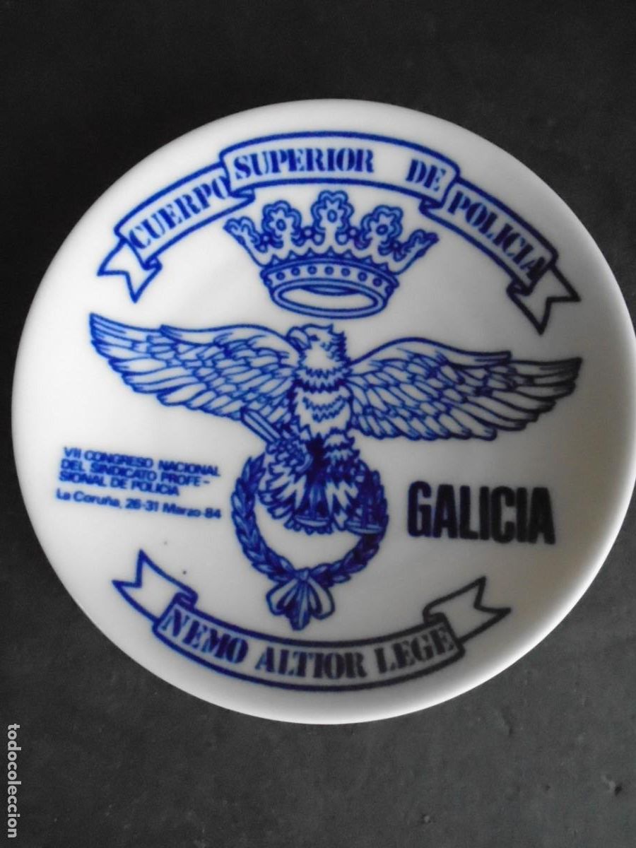 Military Antiques: (MI-241036)CUERPO SUPERIOR DE POLICIA GALICIA VII CONGRESO-LA CORU&Ntilde;A 1984-CENICERO CASTRO