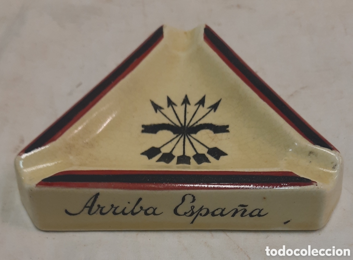 Military Antiques: Cenicero de Falange fabricado por Pickman