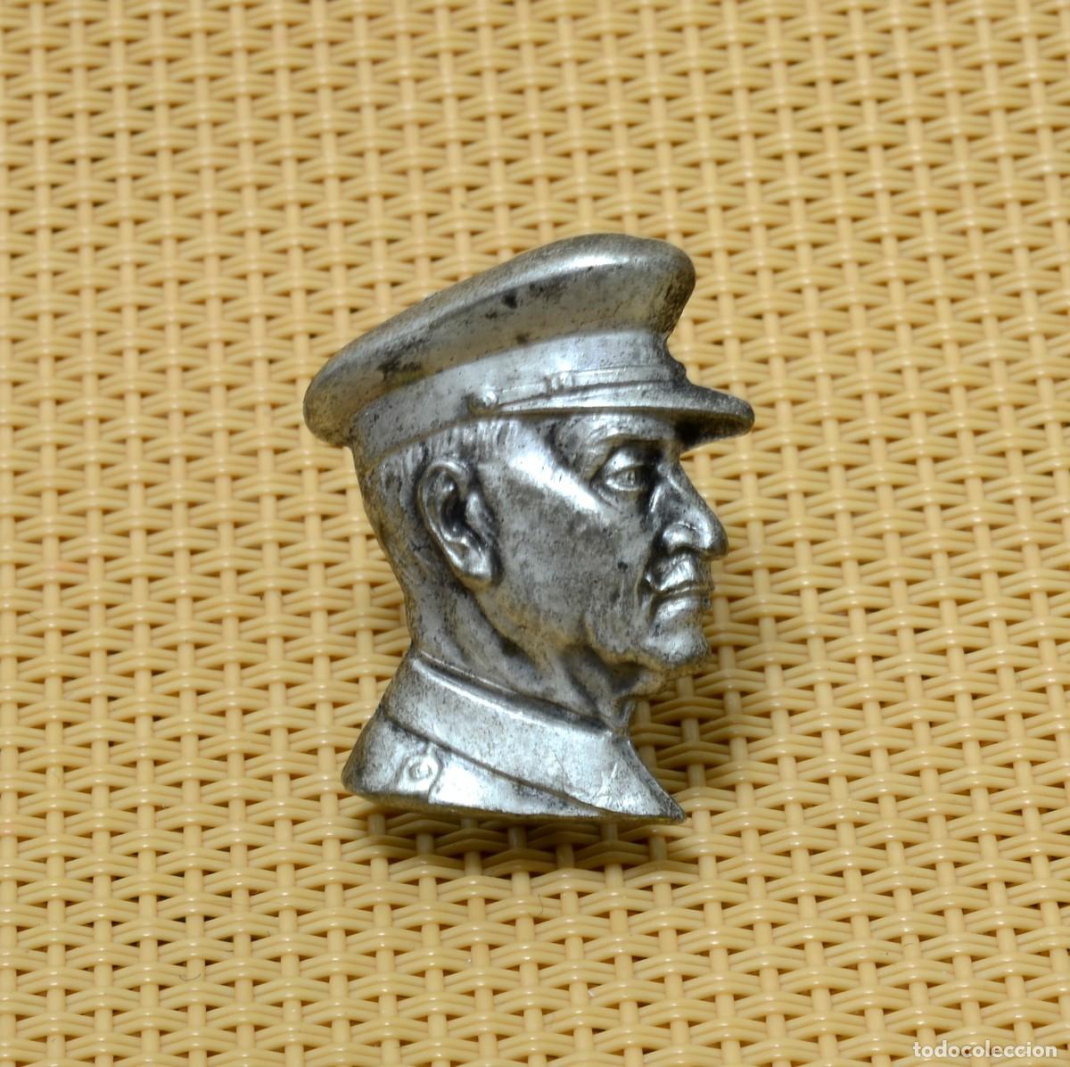 Military Antiques: INSIGNIA CON ALFILER EN METAL, GENERAL QUEIPO DE LLANO