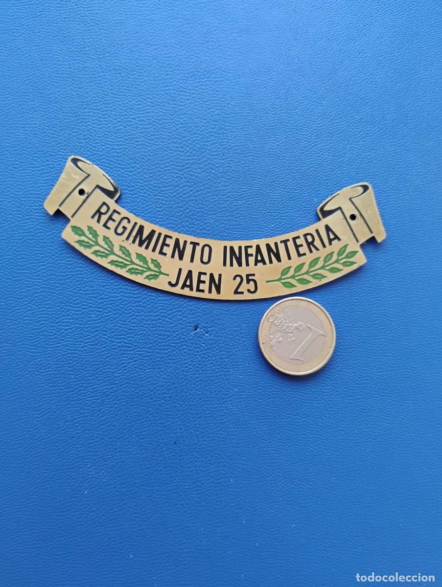 Militaria: PLACA/CHAPA METALICA REGIMIENTO INFANTERIA - JAEN 25