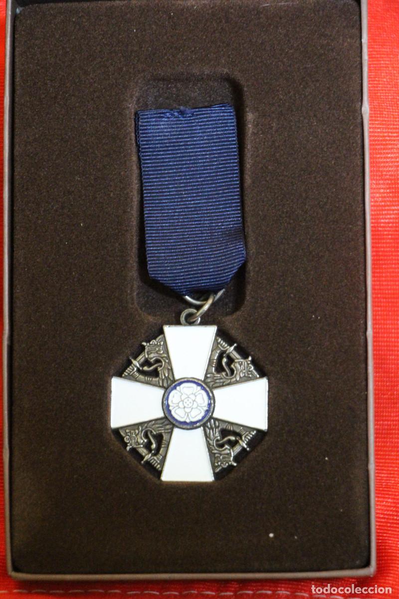 Military Antiques: Medalla orden de la rosa blanca Finlandia 1919