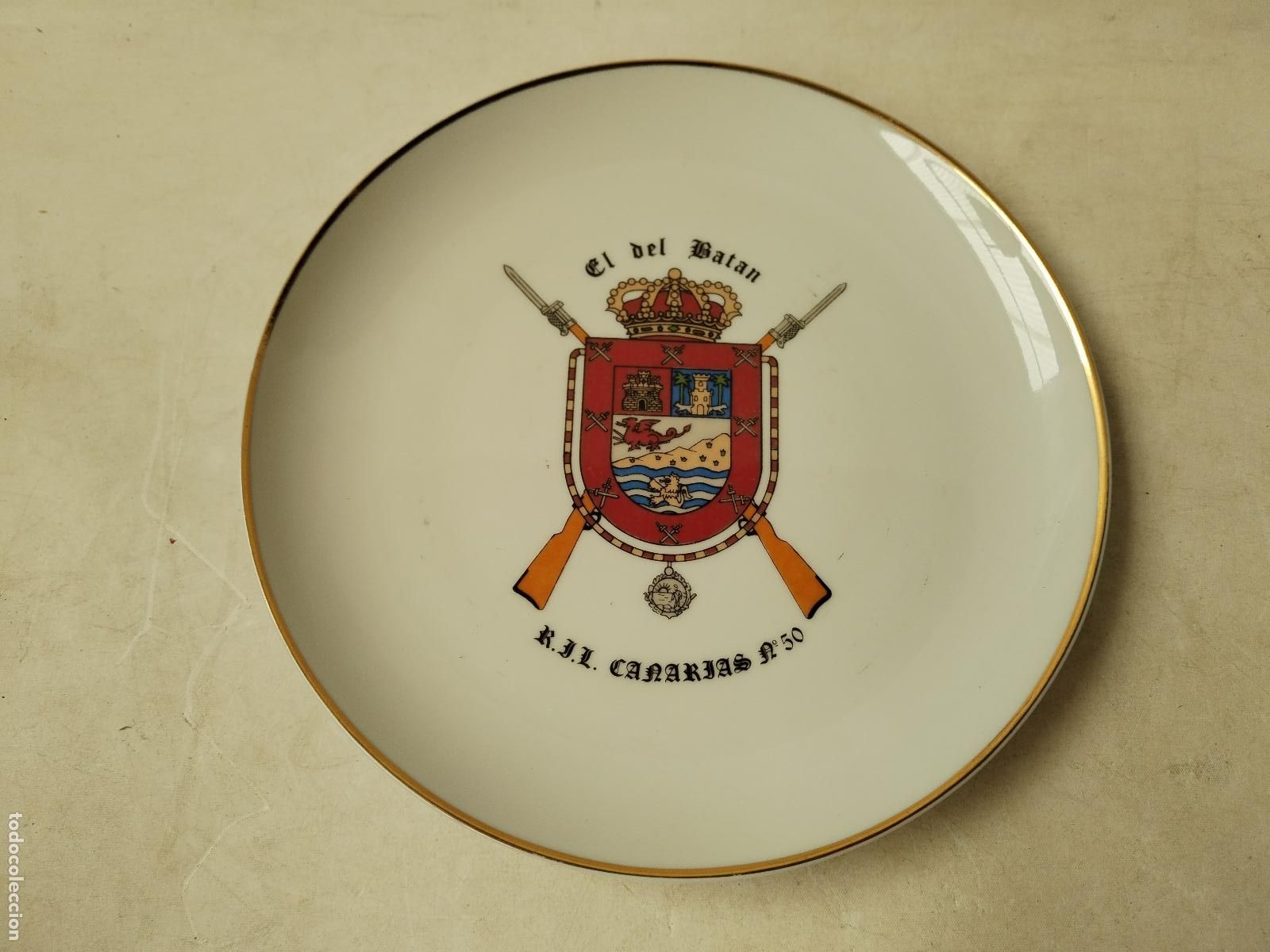 Militaria: Regimiento de Infanter&iacute;a &rdquo;Canarias&rdquo; N&ordm; 50 plato ceramicas maribel
