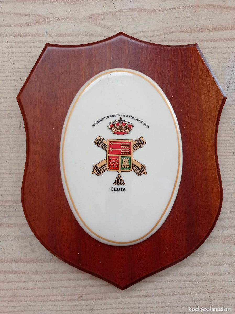 Military Antiques: Metopa Militar - Regimiento Mixto De Artilleria N&ordm; 30 Ceuta - Esmaltada - Lote B