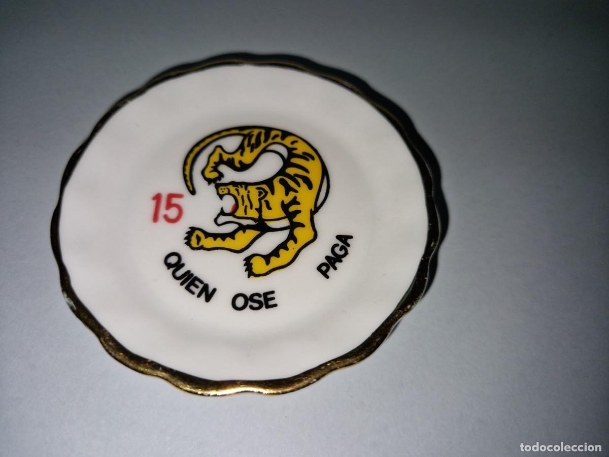 Militaria: EJERCITO DEL AIRE, CENICERO, PLATO CERAMICA DEL ALA 15, AVION CAZA F18