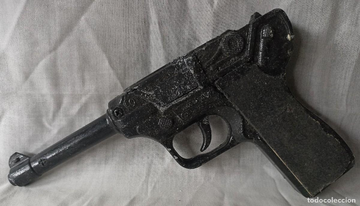 Militaria: R&eacute;plica juguete pistola Luger P08 Parabellum (III Reich Hitler- Nazi- Alemania) WWII
