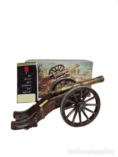 Militaria: Ca&ntilde;on Luis XIV del Siglo XVIII - Marca Denix - con Cat&aacute;logo y Caja -Las Armas Mas Famosas del Mundo
