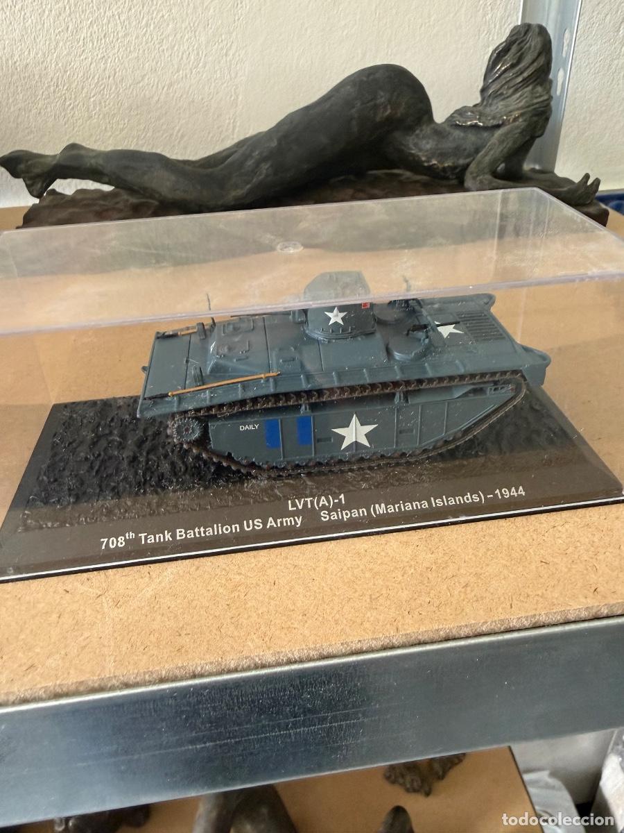 Militaria: Veh&iacute;culo militar a escala, en su caja