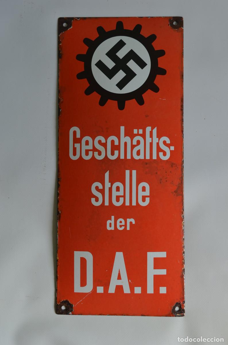 Militaria: WWII German Enamel Sign Geschaftsstelle der DAF