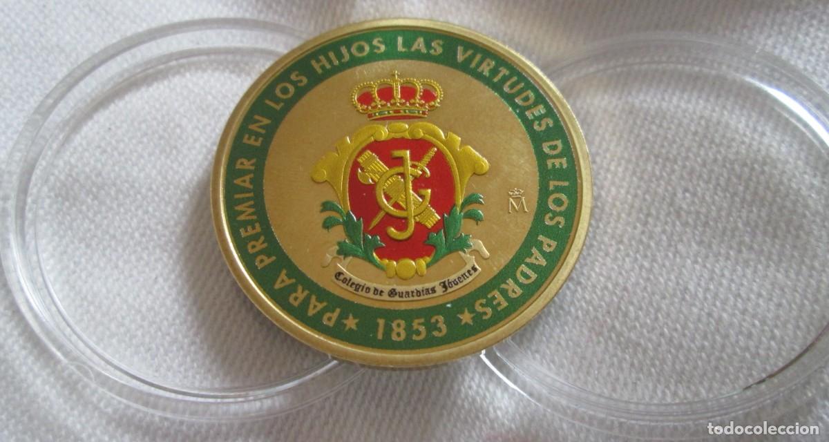Military Antiques: Moneda Espa&ntilde;a Guardia Civil Colegio de Guardias J&oacute;venes