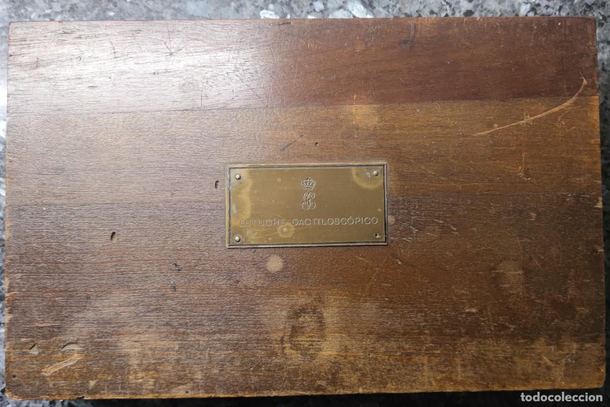 Militaria: Estuche dactilosc&oacute;pico de la G.C. &eacute;poca de Alfonso XIII