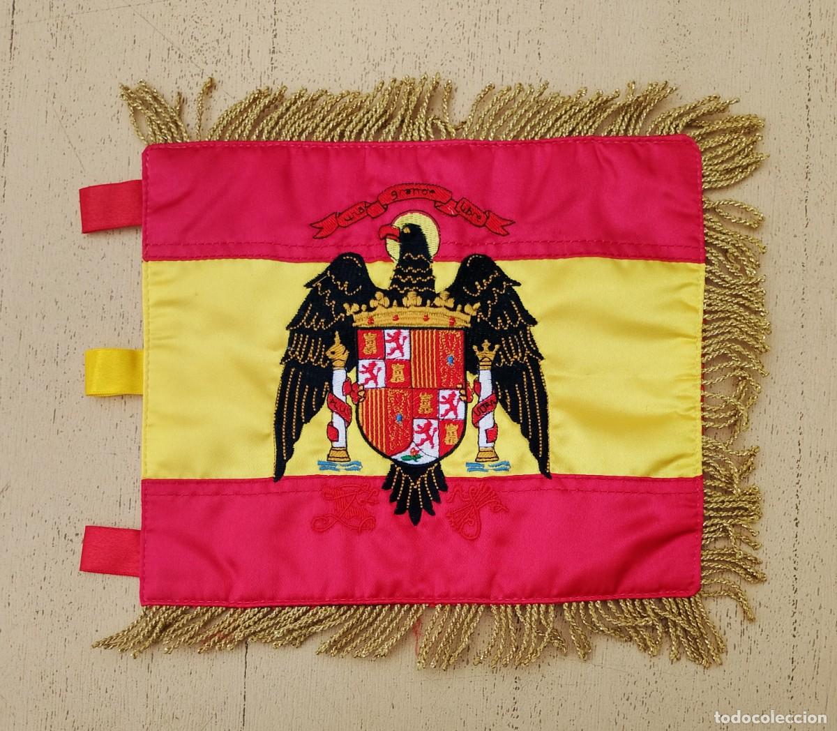 Militaria: Bander&iacute;n con &Aacute;guila de San Juan