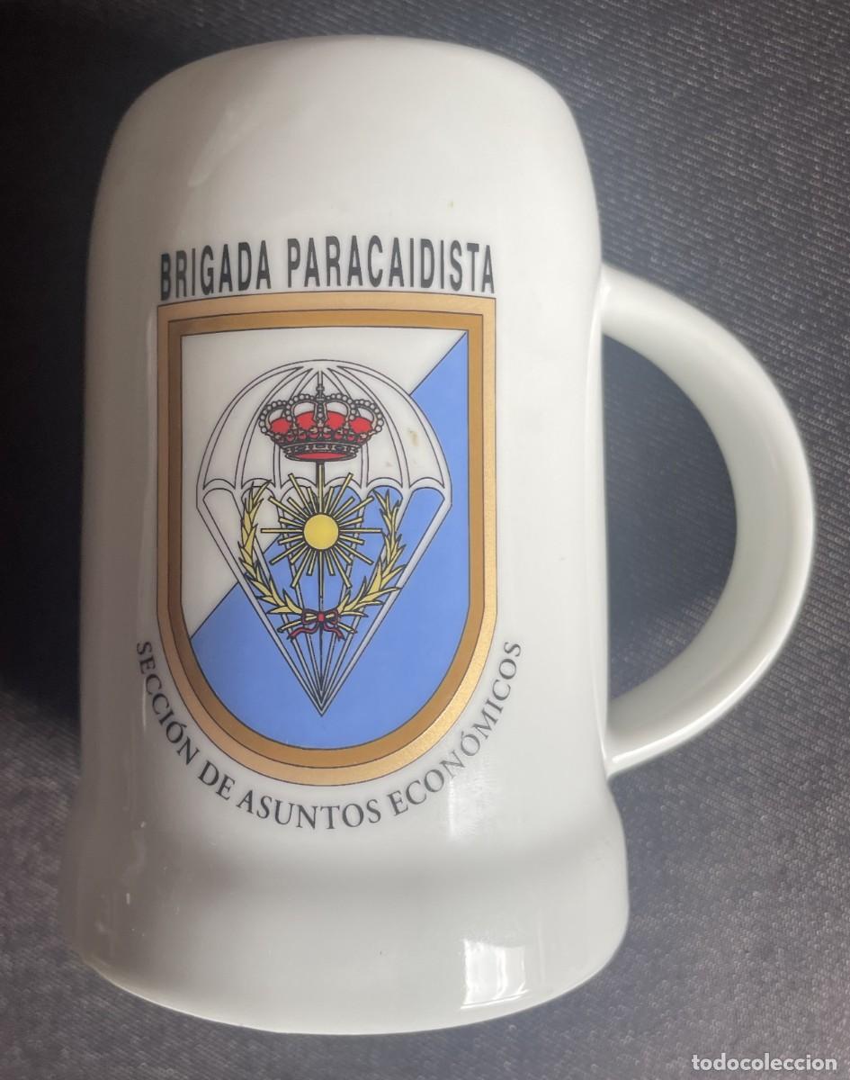 Militaria: Jarra de Cerveza Seccion Asuntos Econ&oacute;micos Brigada Paracaidista