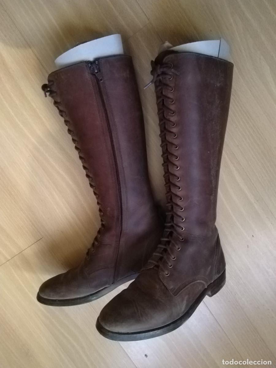 Militaria: Botas altas cordones guerra civil talla 37