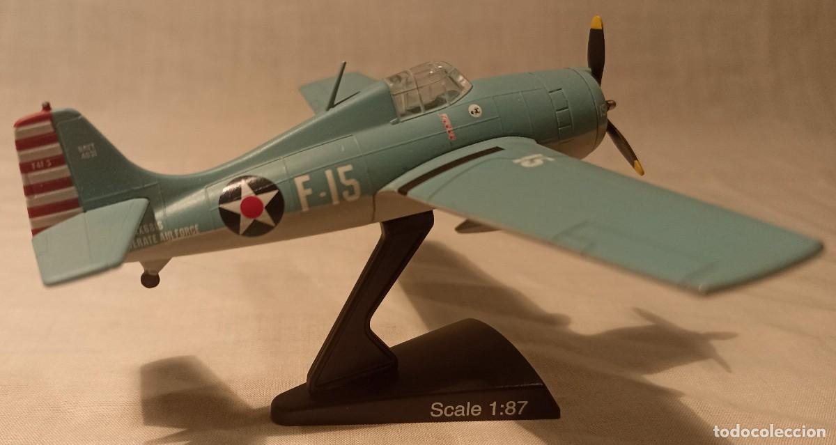 Military Antiques: F4F Wildcat ,avi&oacute;n segunda guerra mundial