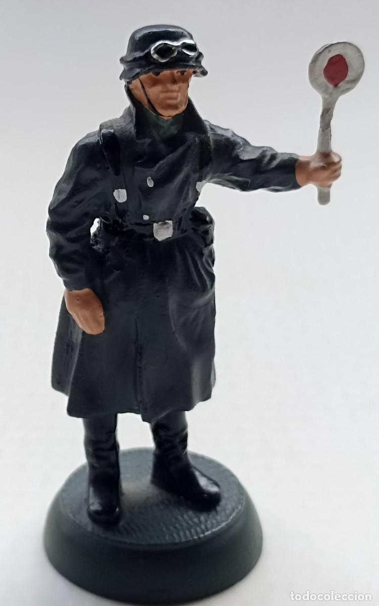 Militaria: Soldado de plomo Gendarme Wehrmacht 1941 (III Reich Hitler- Nazi- Alemania) WWII