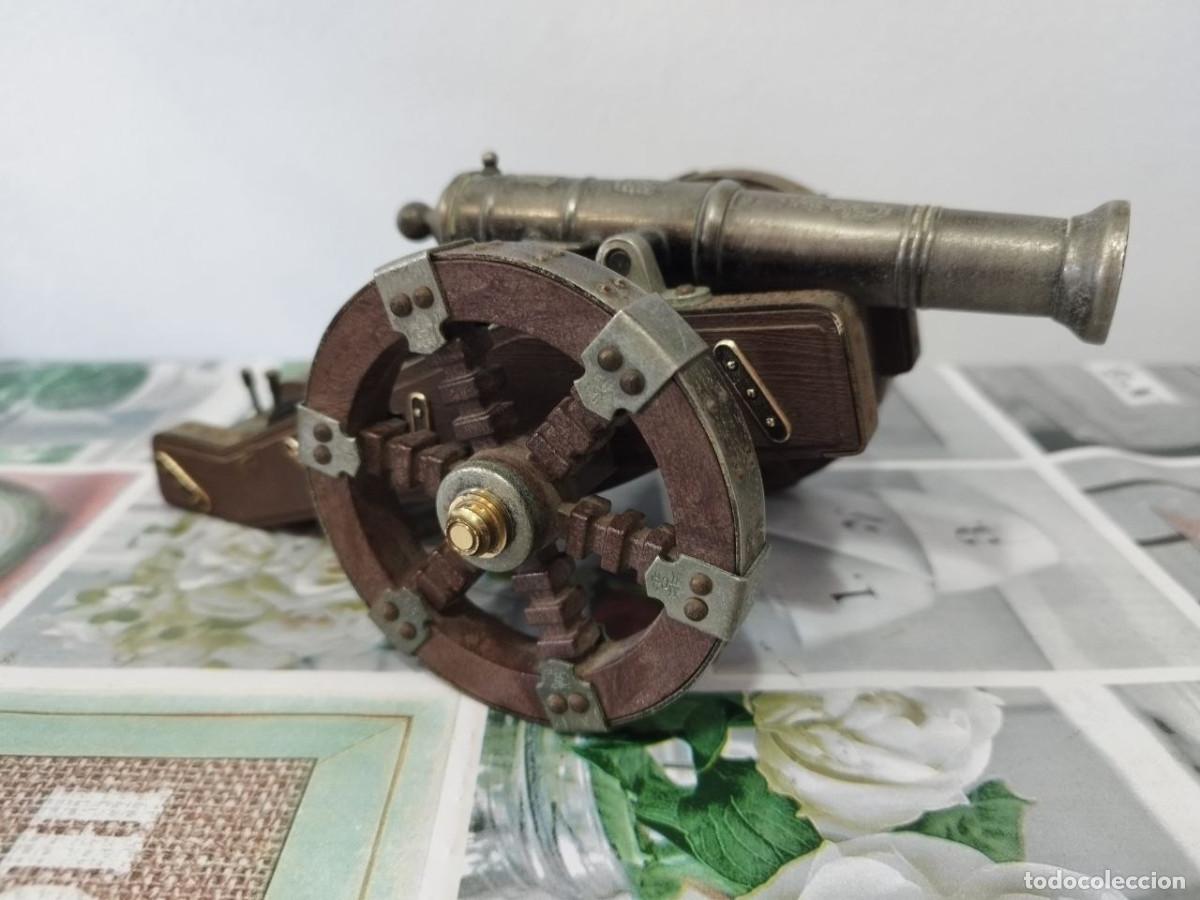 Militaria: Ca&ntilde;&oacute;n antiguo Radio Hecho en Jap&oacute;n Para restaurar