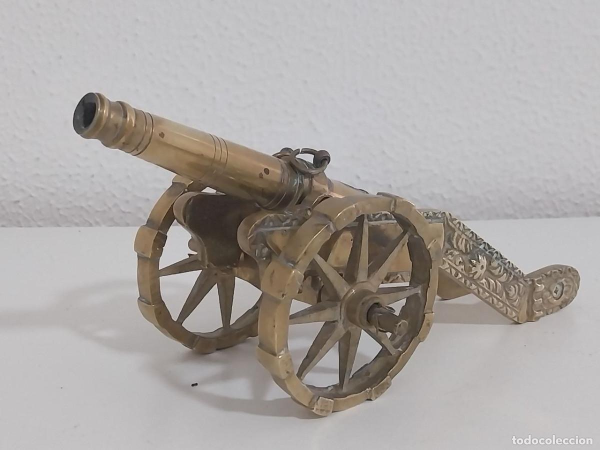 Militaria: Ca&ntilde;&oacute;n antiguo de bronce macizo (1,35 kg)
