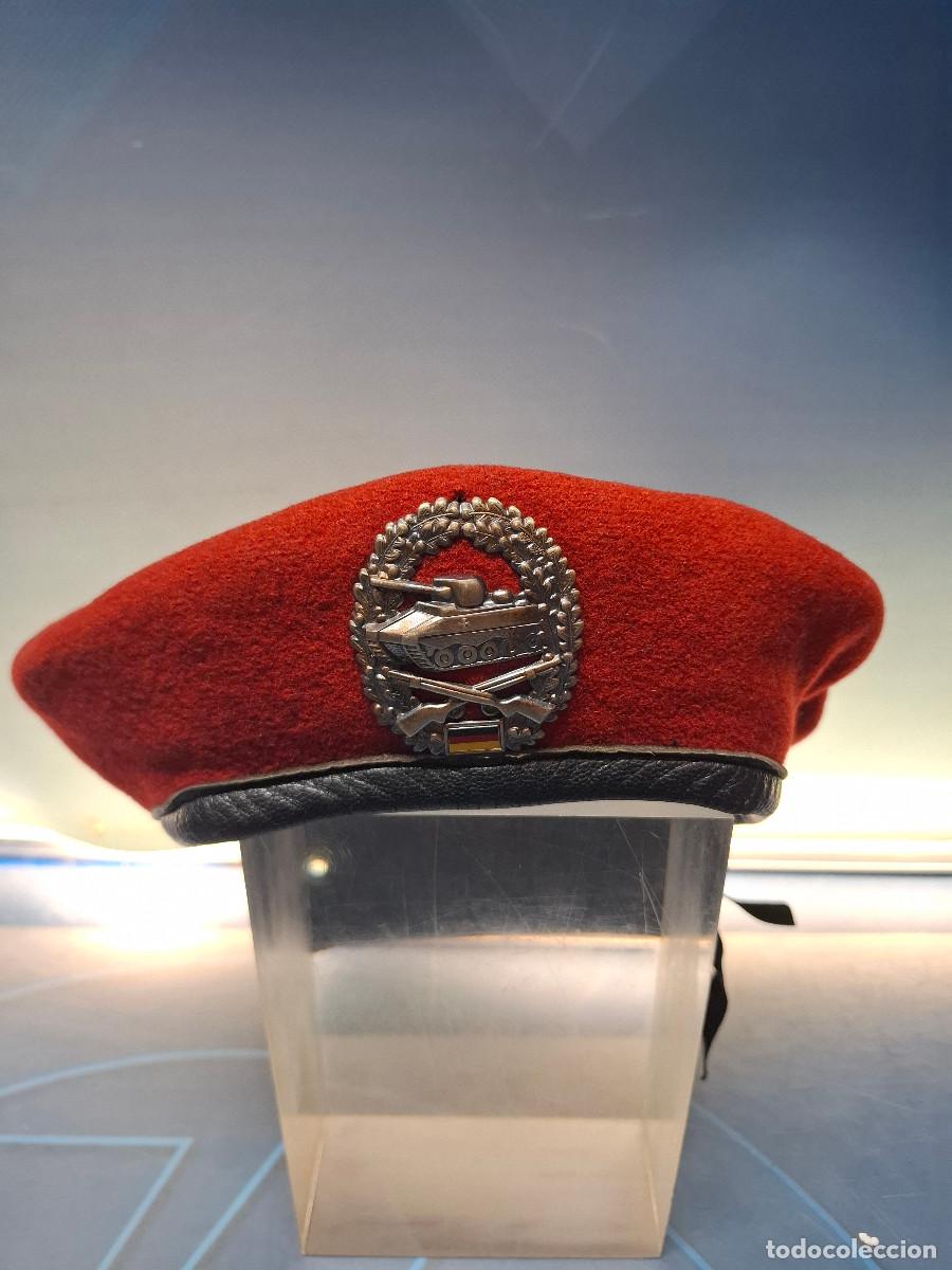 Militaria: Boina militar del ej&eacute;rcito alem&aacute;n Bundeswehr