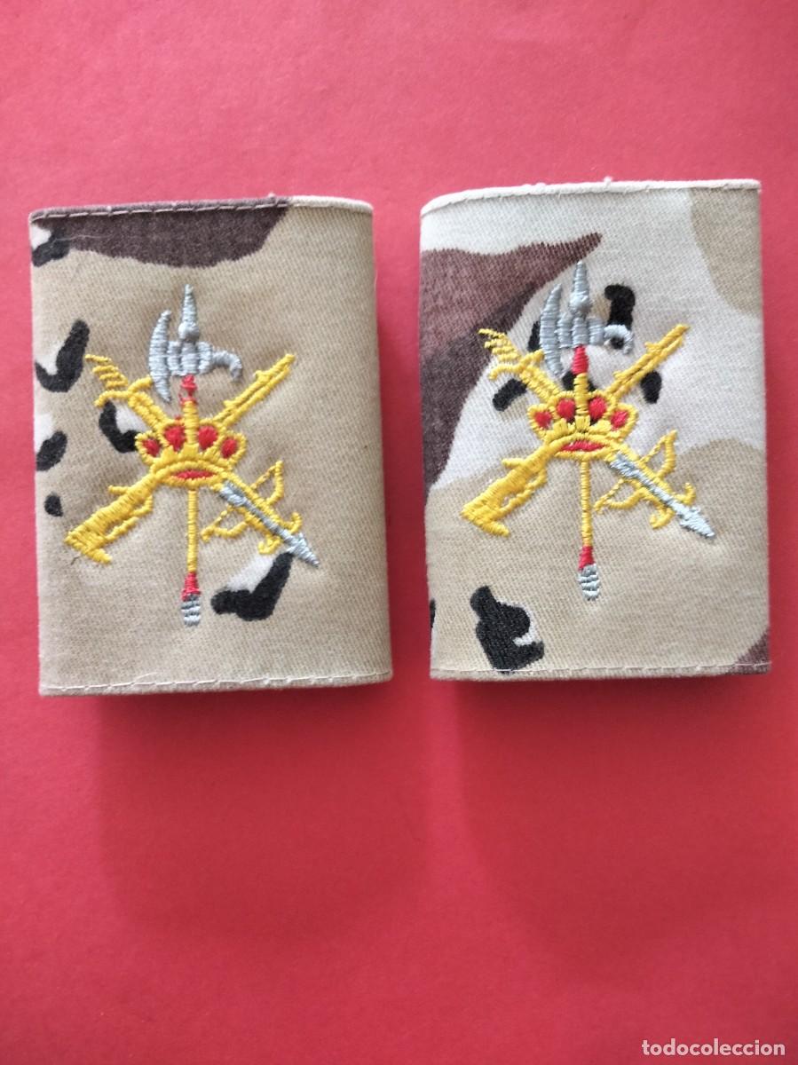 Militaria: Hombreras de La Legi&oacute;n bordadas
