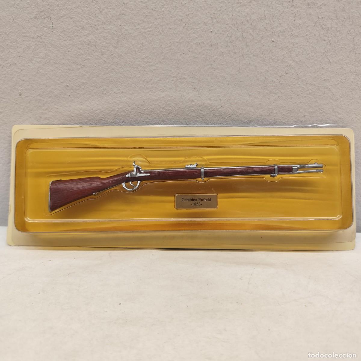 Militaria: CARABINA ENFIELD 1853 - FUSIL EN MINIATURA - R&Eacute;PLICA - DE PLOMO - 200 MM LARGO / 721