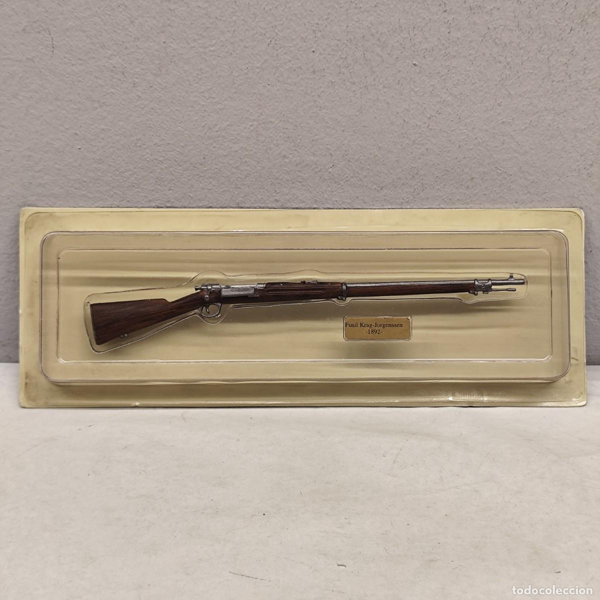 Militaria: FUSIL KRAG-JORGENSSEN, 1892 - FUSIL EN MINIATURA - R&Eacute;PLICA - DE PLOMO - 200 MM LARGO / 725
