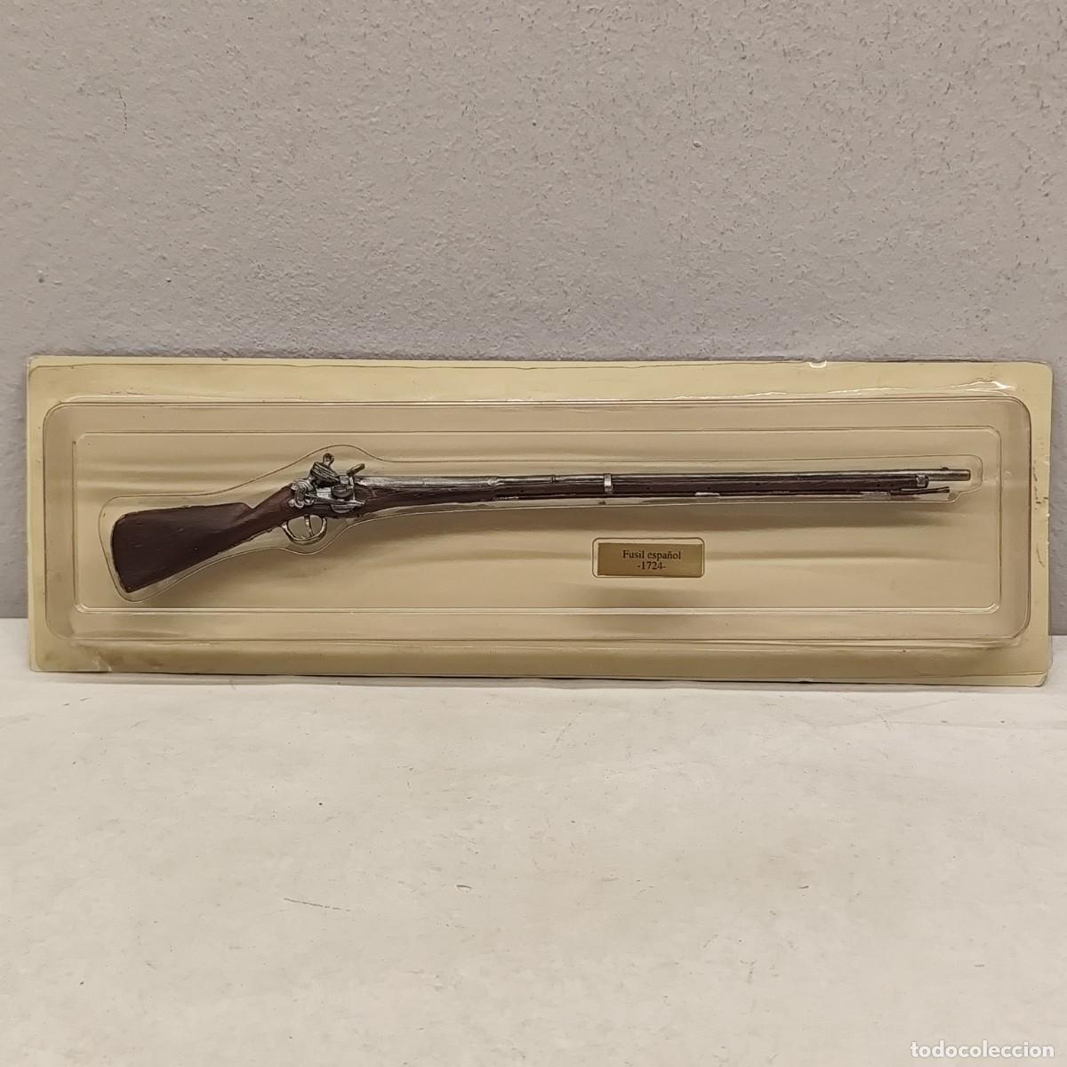 Militaria: FUSIL ESPA&Ntilde;OL, 1724 - ARMA EN MINIATURA - R&Eacute;PLICA - DE PLOMO - 250 MM LARGO / 728