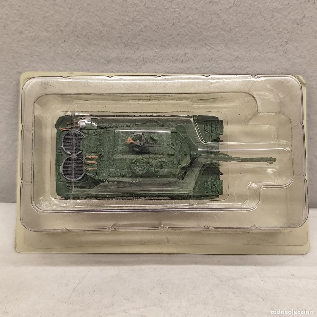 Militaria: TANQUE EN MINIATURA - R&Eacute;PLICA - DE PLOMO - LEOPARD-2 - 110 MM / 771