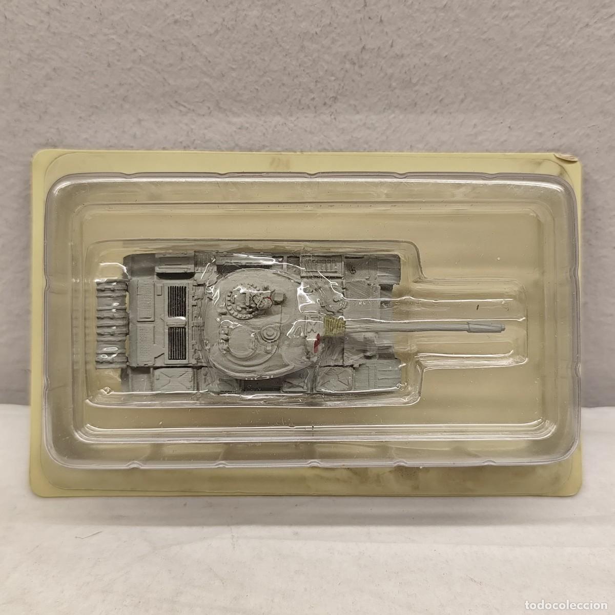 Militaria: TANQUE EN MINIATURA - R&Eacute;PLICA - DE PLOMO - T-54/55 - REF. Z000028045 - 105 MM / 788