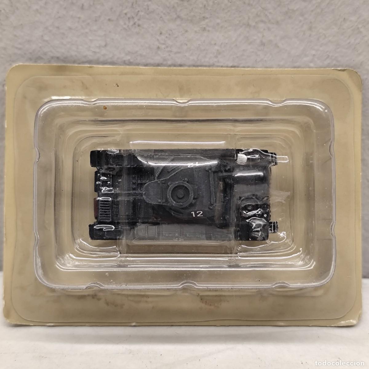 Militaria: TANQUE EN MINIATURA - R&Eacute;PLICA - DE PLOMO - PANZER-II - REF. Z000028009 - 55 MM / 794