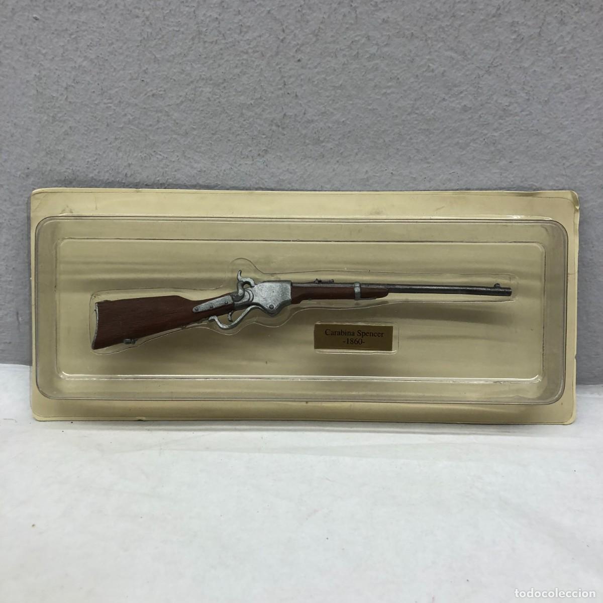 Militaria: CARABINA SPENCER 1860 - FUSIL EN MINIATURA - R&Eacute;PLICA - DE PLOMO - 160 MM LARGO / 912