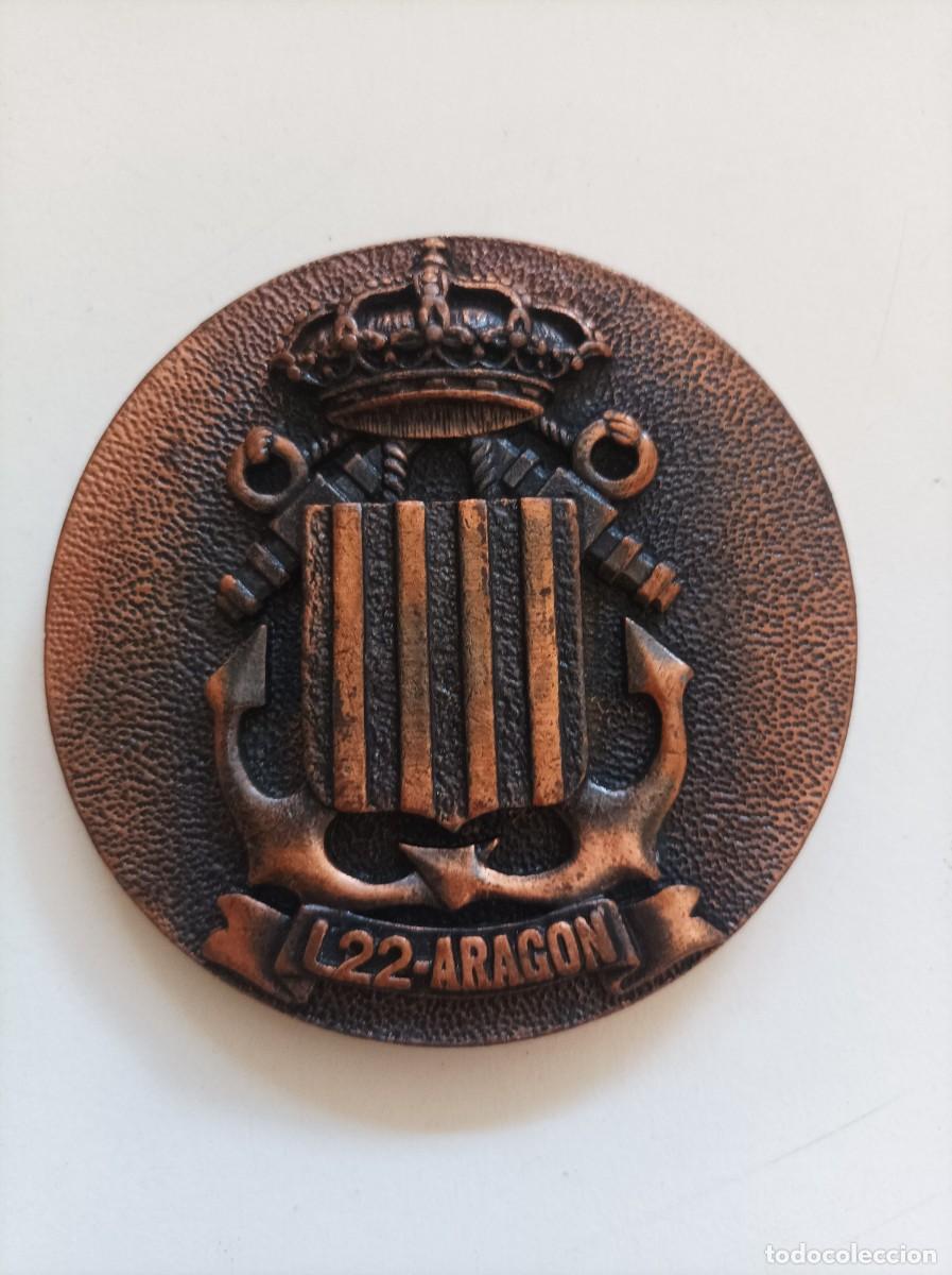 Militaria: ARMADA ESPA&Ntilde;OLA. Medallon de mano. TRANSPORTE DE ATAQUE ARAG&Oacute;N L-22. Bronce. Medidas 8cmt de diametr