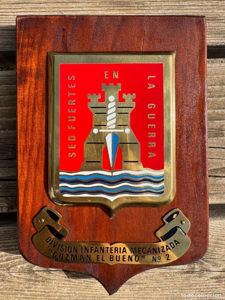 Militaria: Metopa militar bronce madera esmalte divisi&oacute;n infanter&iacute;a mecanizada l Guzm&aacute;n el bueno n 2 20x14cms