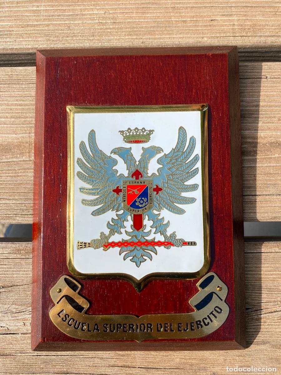 Militaria: Metopa militar bronce madera Escuela Superior del Ej&eacute;rcito 20x14cms