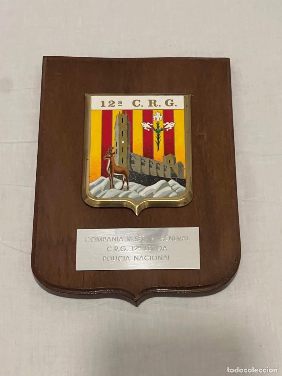 Militaria: Metopa militar 12a C.R.G.L&Eacute;RIDA POLIC&Iacute;A NACIONAL