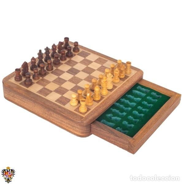 Militaria: AJEDREZ TABLERO MADERA MAGNETICO 17,50 x 17,50 x 3 CMS